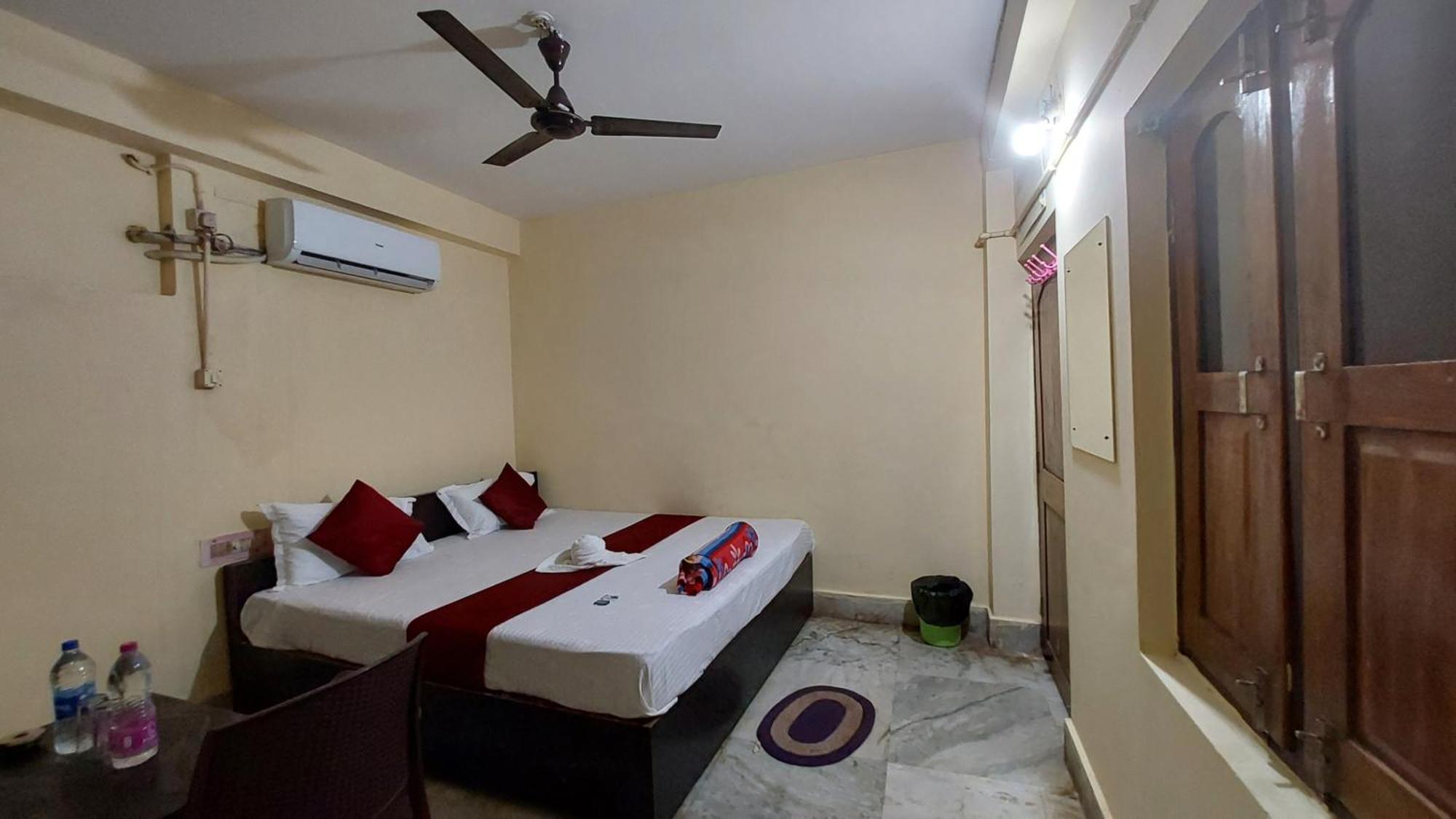New Ashok Royal -near Sea Beach Best Choice Of Travellers By Morservices Hotel 3*