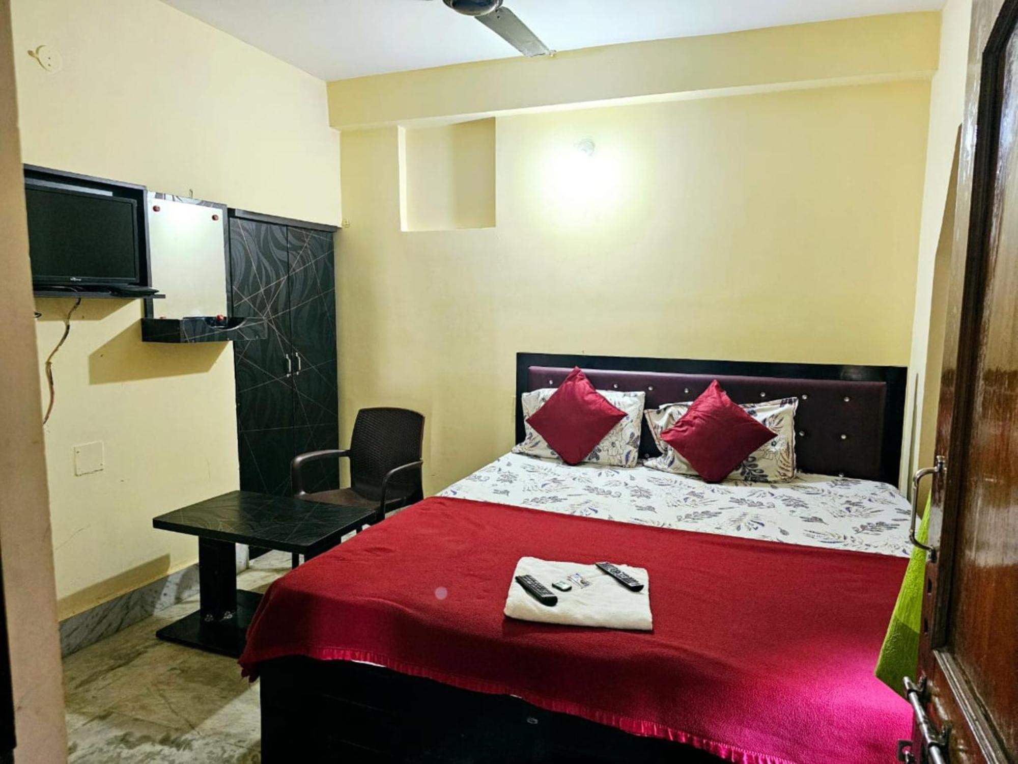 Hotel New Ashok Royal -near Sea Beach Best Choice Of Travellers By Morservices 3*